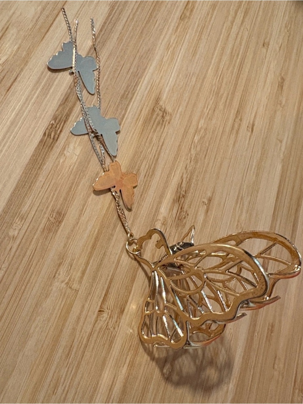 Gold Butterfly Hair Clip with Tassel Chain Butterflies Dangle - Picture 4 of 4